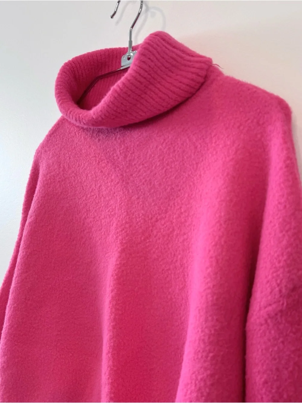 Zara Fuzzy Turtleneck Cropped Sweater / Pink / S - Picture 2 of 8